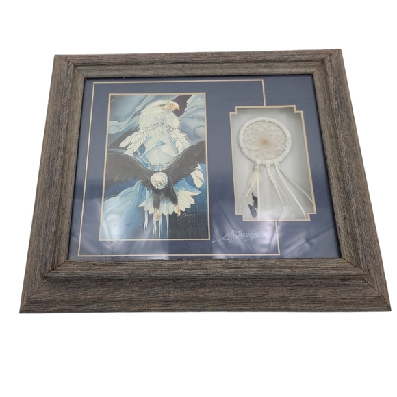 Bald eagle art with dreamcatcher signed by Jody Bergma in framed shadowbox - Picture 1 of 9